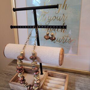 Glass beads necklace and earrings set